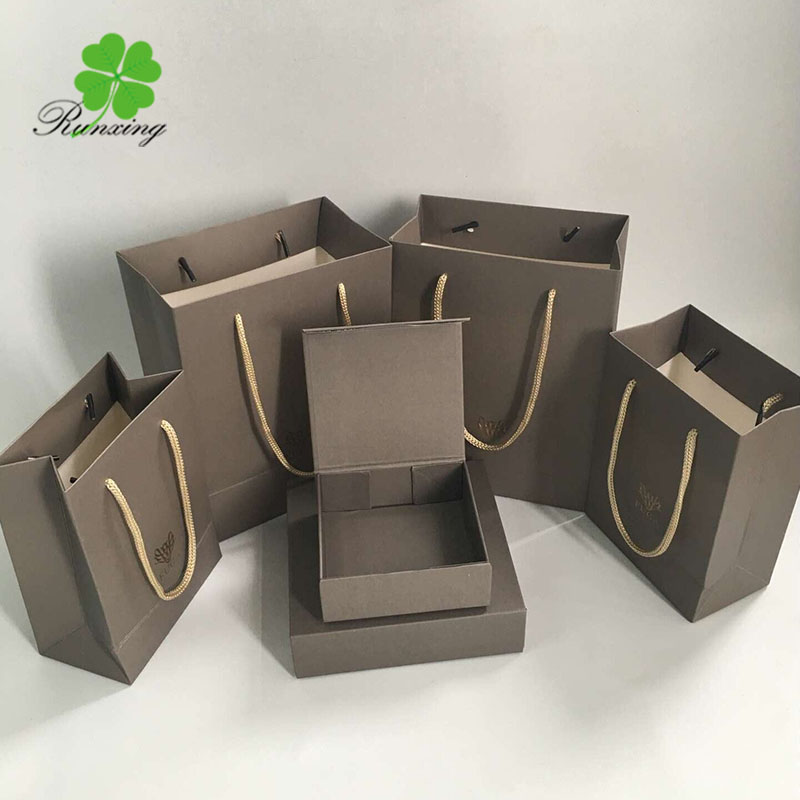 Luxury novelty Jewelry gifts shop packaging